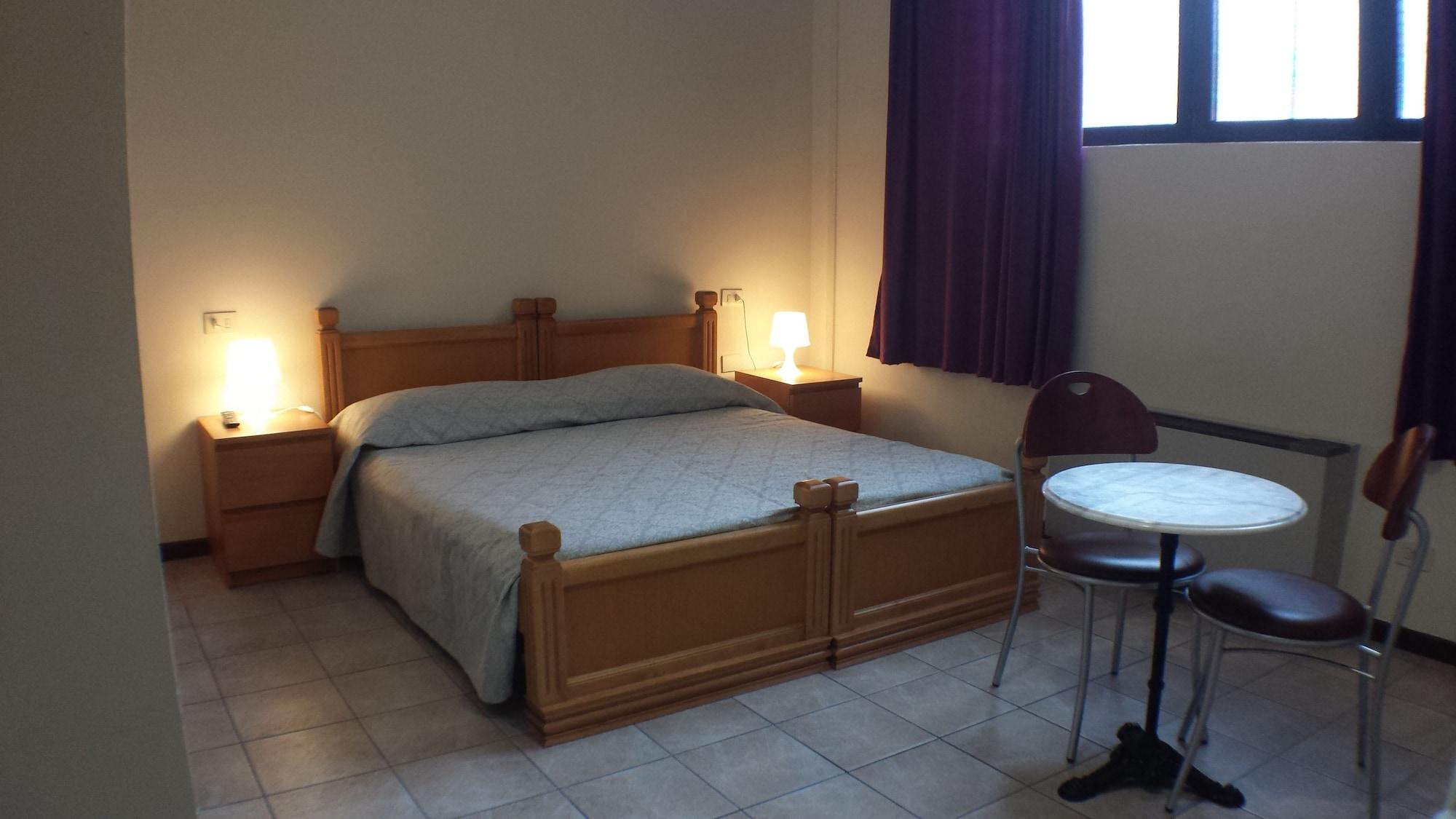 Hotel Youth 2000 Florenz
